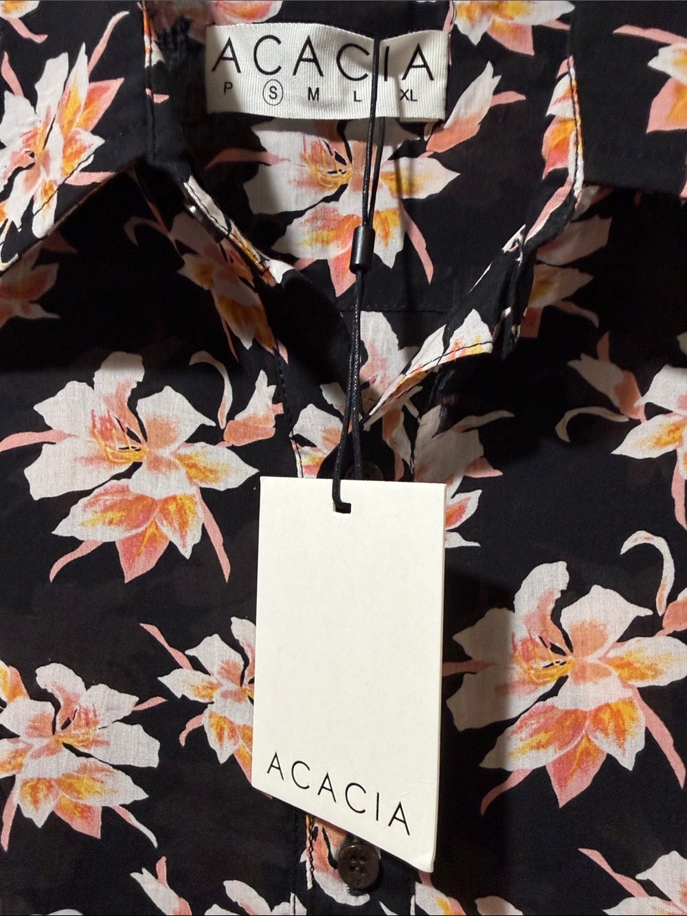 ACACIA *EXCLUSIVE* Mombasa Top in Black Vintage Aloha. - Picture 2 of 3